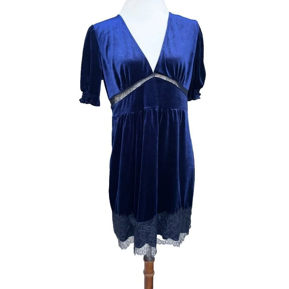 Topshop Women Velvet Lace Trim Short Sleeve Mini Dress Size 10 US - Picture 3 of 13